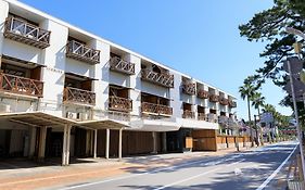 Hotel Shirahamakan